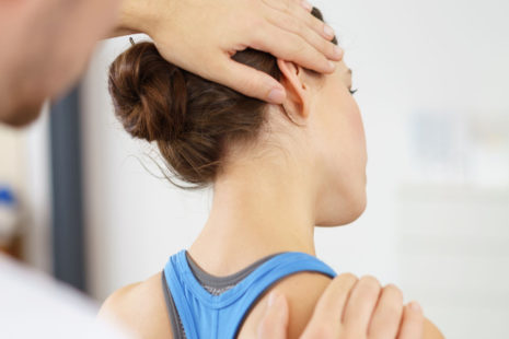 How long does neck strain take to heal?