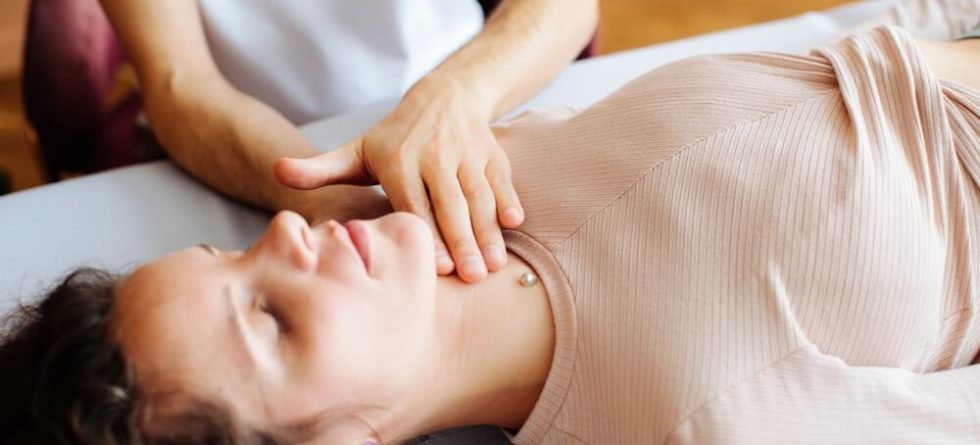 How Long Should I Massage My Neck?