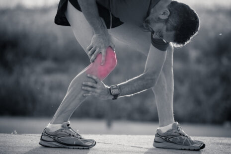 Should You Push Through Knee Pain?