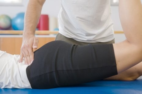 Should I See A Chiropractor Or Physical Therapist For Sciatica?